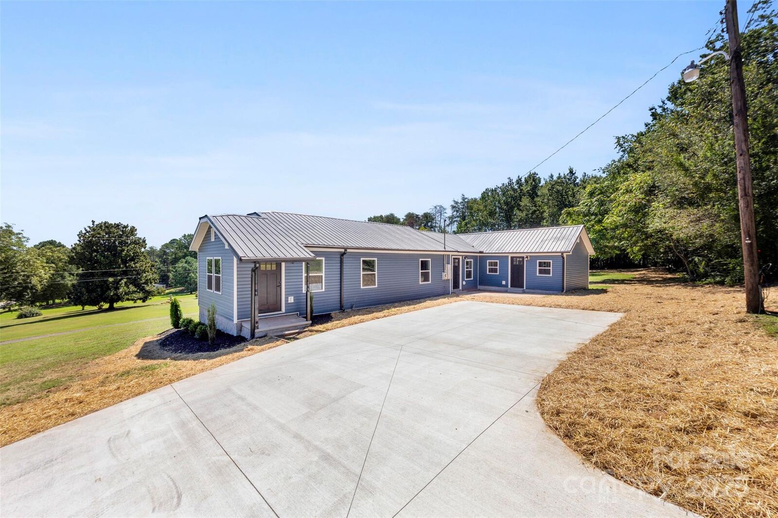 Property Photo: 120 Center Street NC 28086