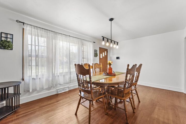 Property Photo: 7038 Kenneth Drive SC 29406