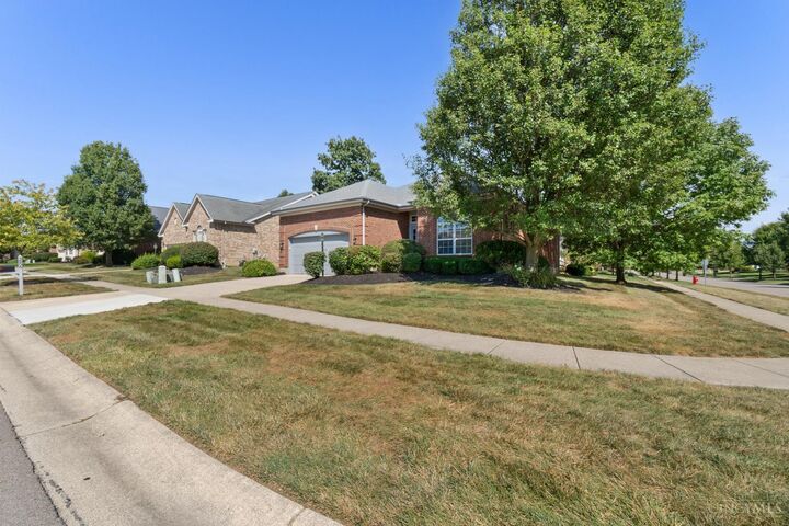 Property Photo:  3806 Heritage Pointe Boulevard  OH 45040 