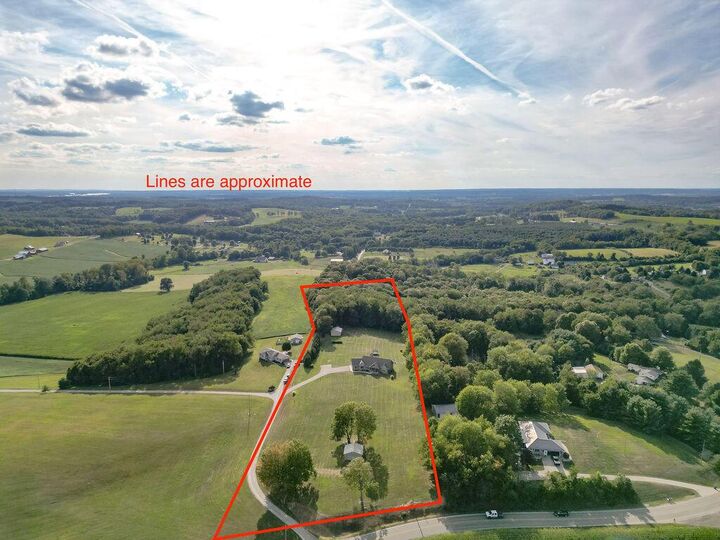 Property Photo:  7518 Linnville Road  OH 43056 