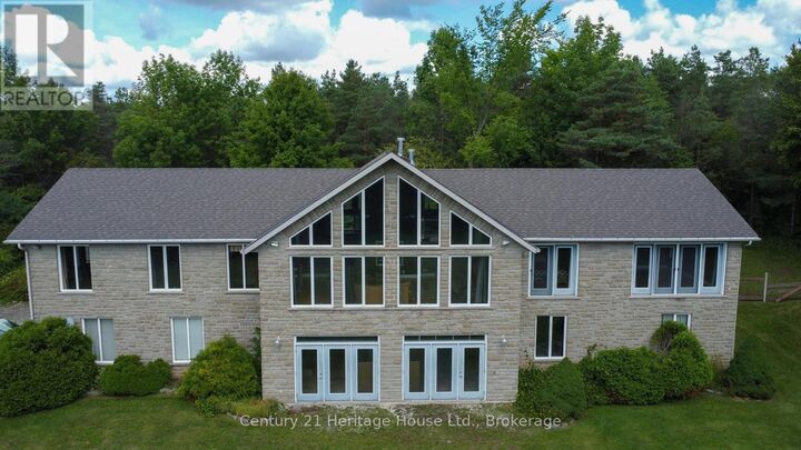 Property Photo:  323179 Durham Road East  ON N0G 1R0 