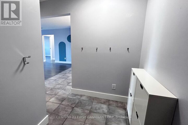 Property Photo: 1096 Jalna Boulevard 119 ON N6E 3B8