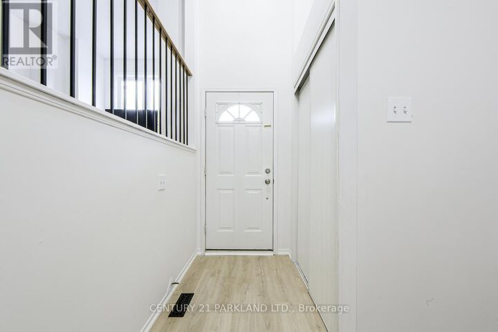 Property Photo: 26 Kelso Crescent ON L6A 2C7