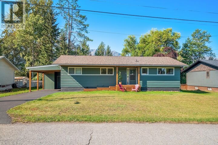 31 Elkview Drive  Fernie BC V0B 1M3 photo