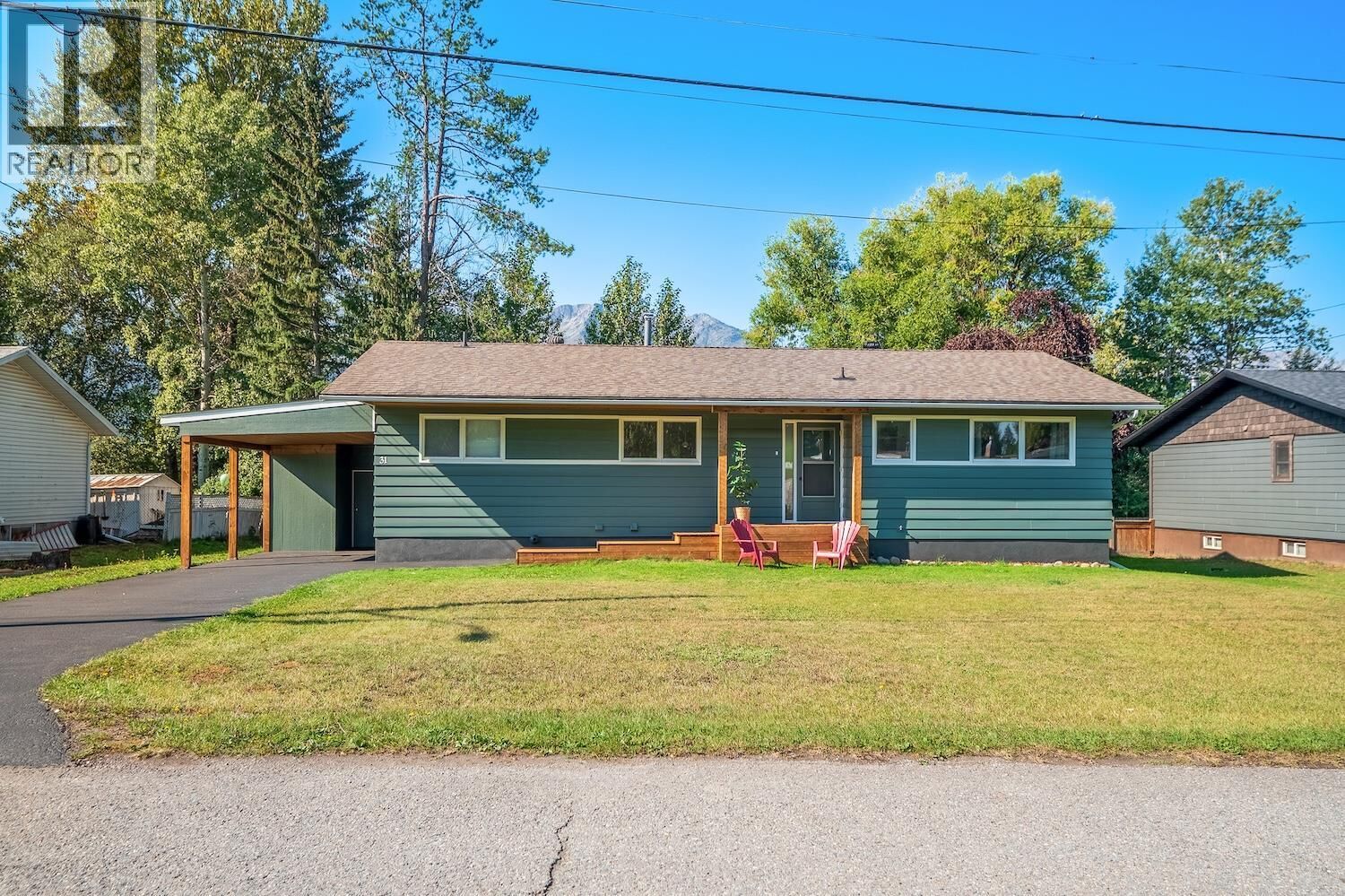 Property Photo: 31 Elkview Drive BC V0B 1M3