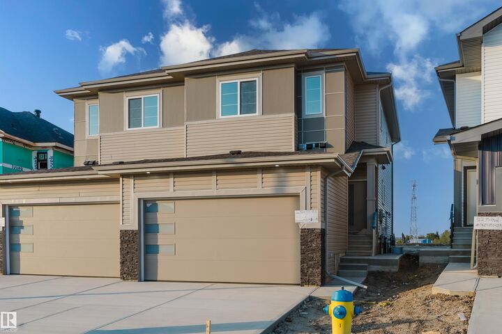 Property Photo: 924 15 Avenue NW AB T6T 2W9