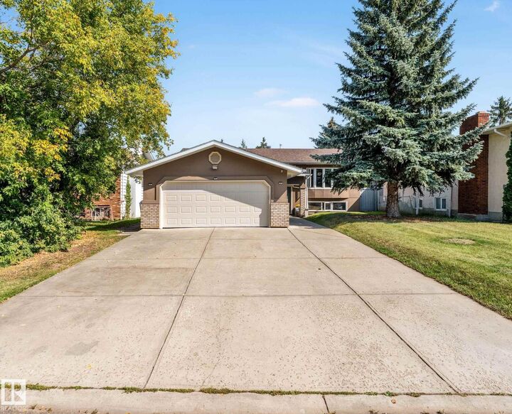 3923 67 Street NW  Edmonton AB T6K 2N7 photo