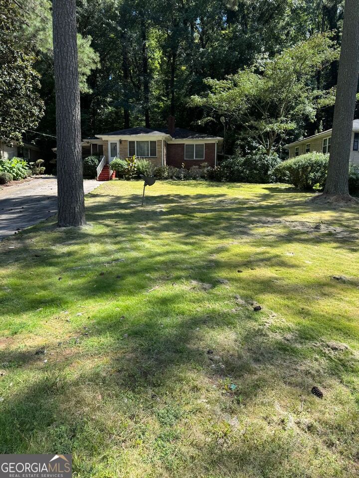 Property Photo: 2200 Beecher Circle SW GA 30311