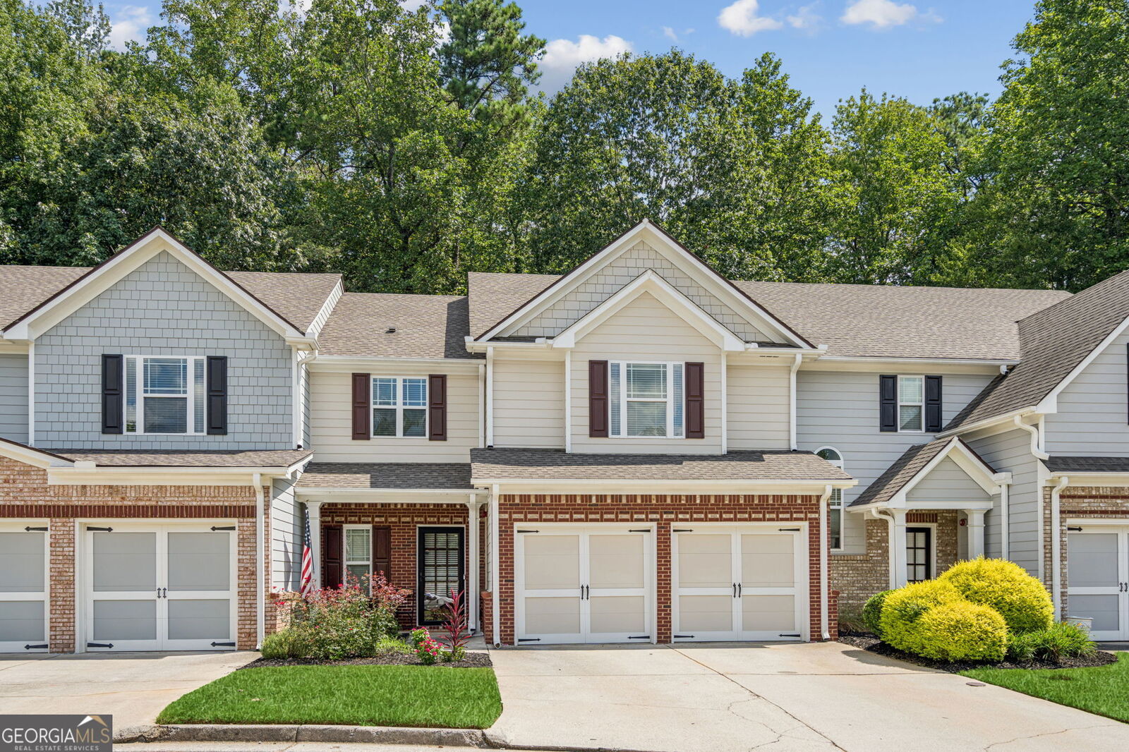 Property Photo:  243 Brownstone Circle 25  GA 30008 