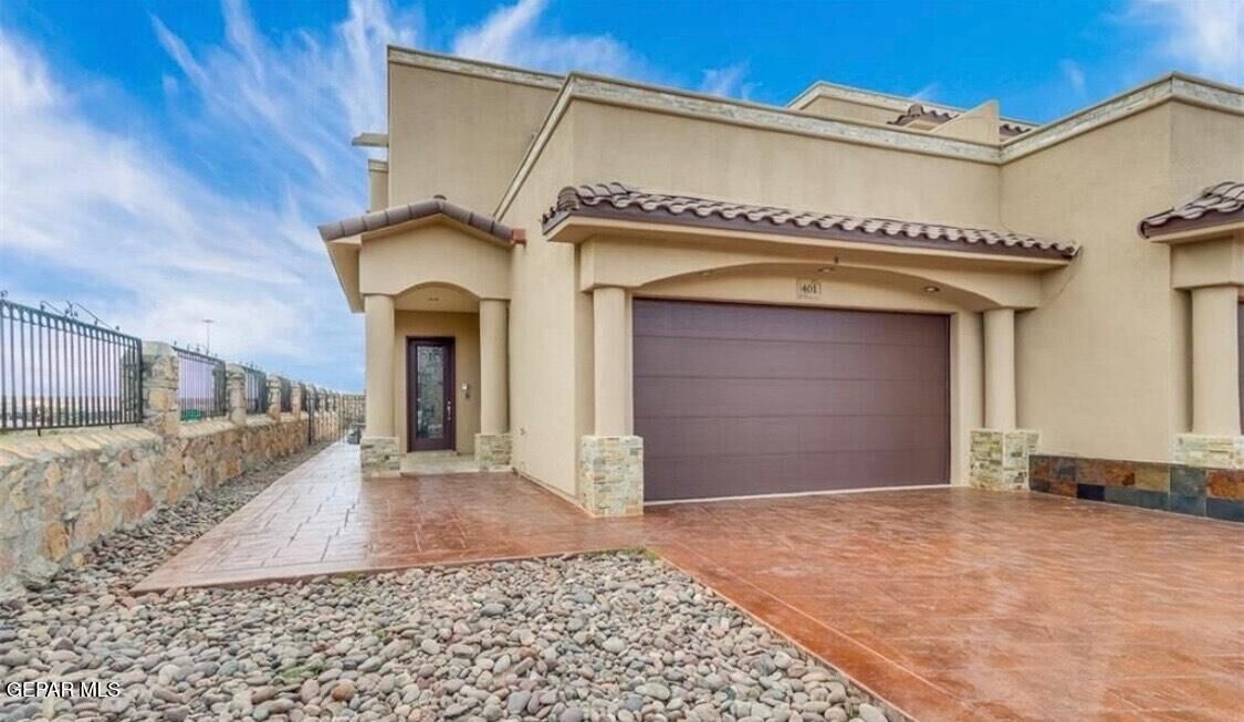 Property Photo:  401 Ana Way B  TX 79912 