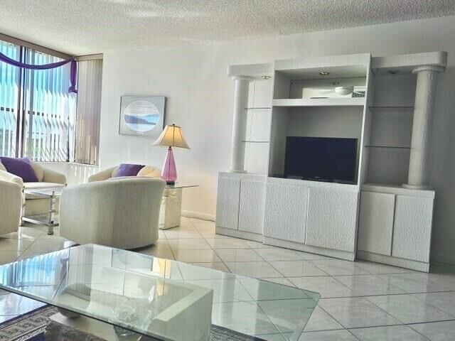 Property Photo:  2766 Carambola Cir 504  FL 33066 