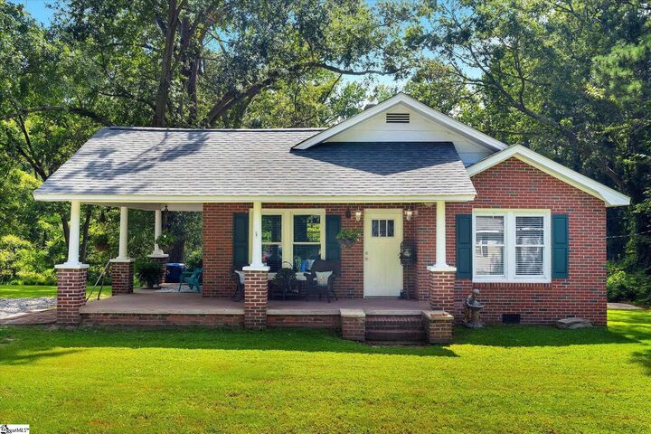 Property Photo: 351 Sharpe Street SC 29388