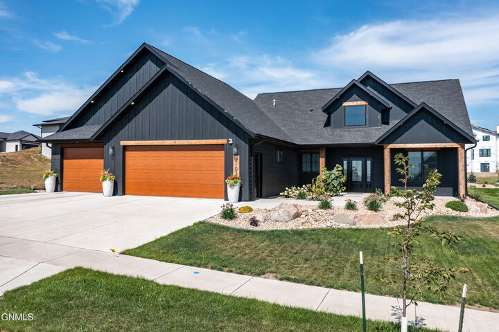2102 Tule Lane  Bismarck ND 58503 photo