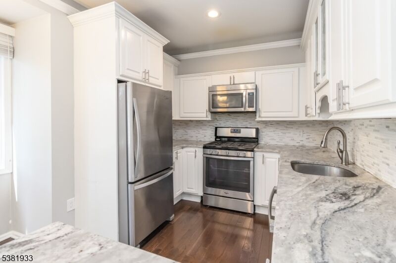 Property Photo: 48 Ridgedale Ave NJ 07960