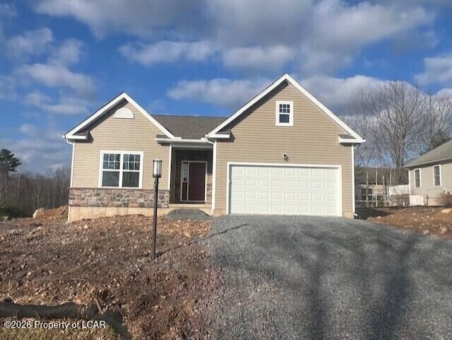 Property Photo:  402 Pin Oak Drive  PA 18661 