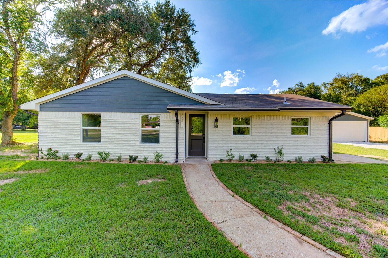 Property Photo: 4223 Baron De Bastrop Street TX 77474