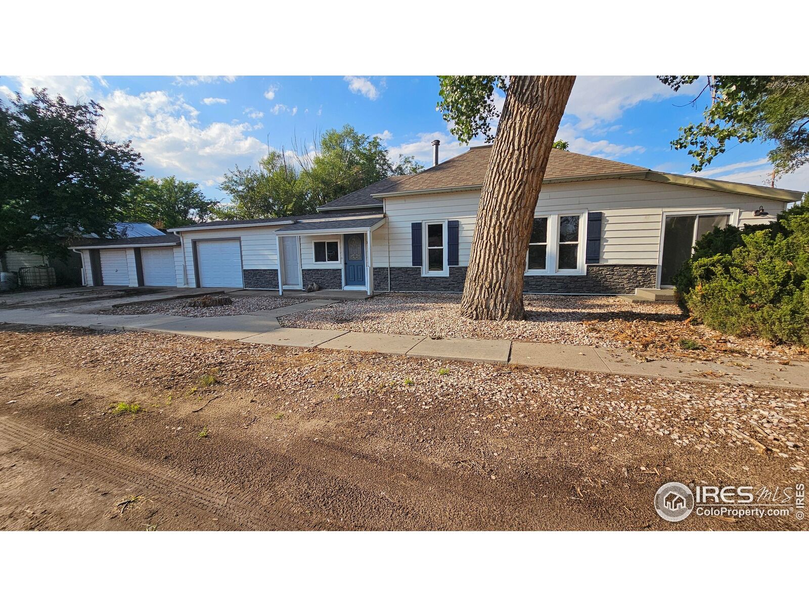 Property Photo:  311 Charles St  CO 80733 