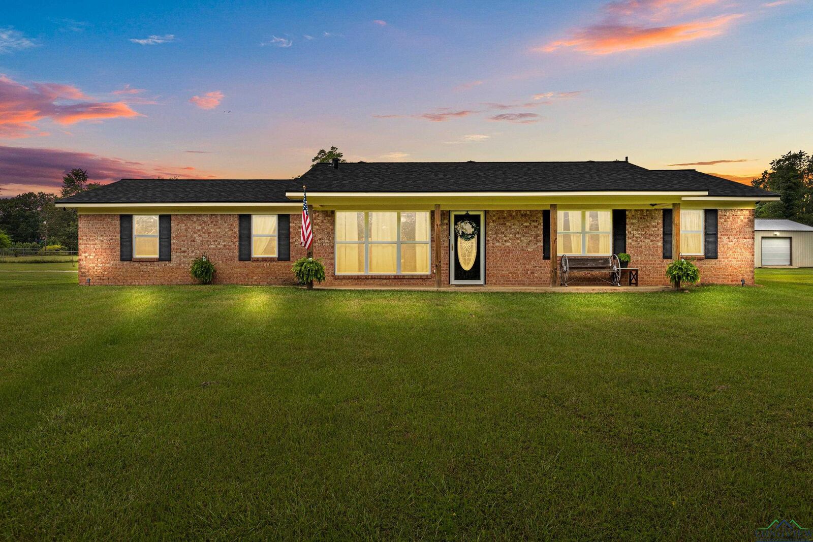 Property Photo: 101 Leigh Ln TX 75672