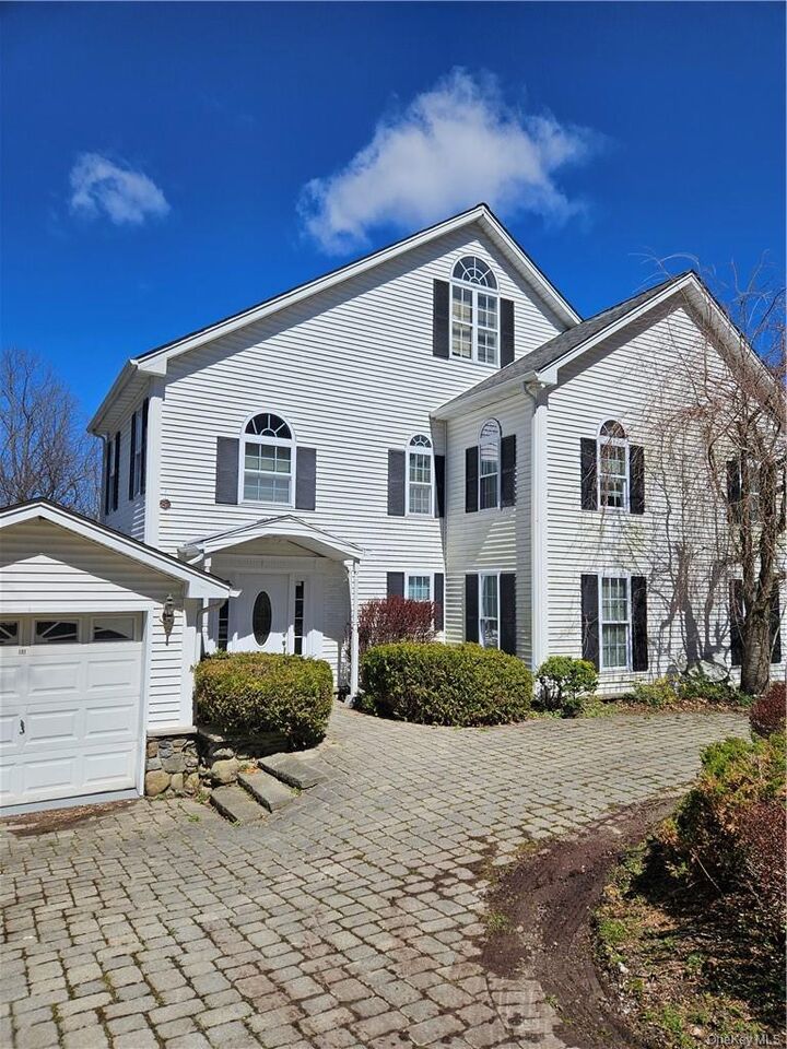 11 Stage Coach Road  Warwick NY 10990 photo