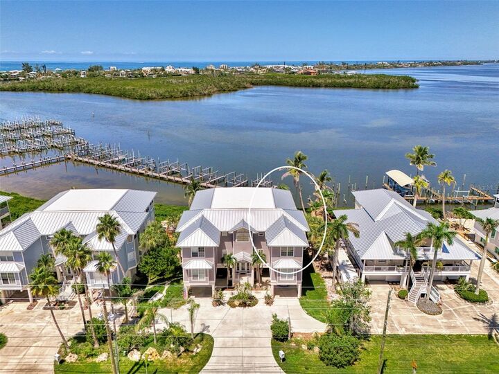 Property Photo: 1380 Beach Road 4 FL 34223