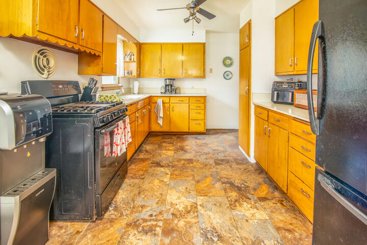 Property Photo: 186 South Wind Trl WI 53032