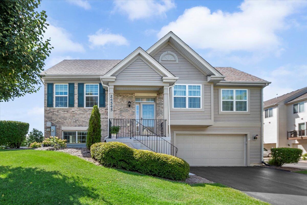 Property Photo:  24545 George Washington Drive  IL 60544 