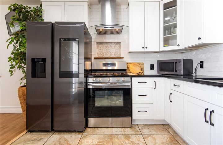 Property Photo:  9534 Painter Ave  CA 90605 