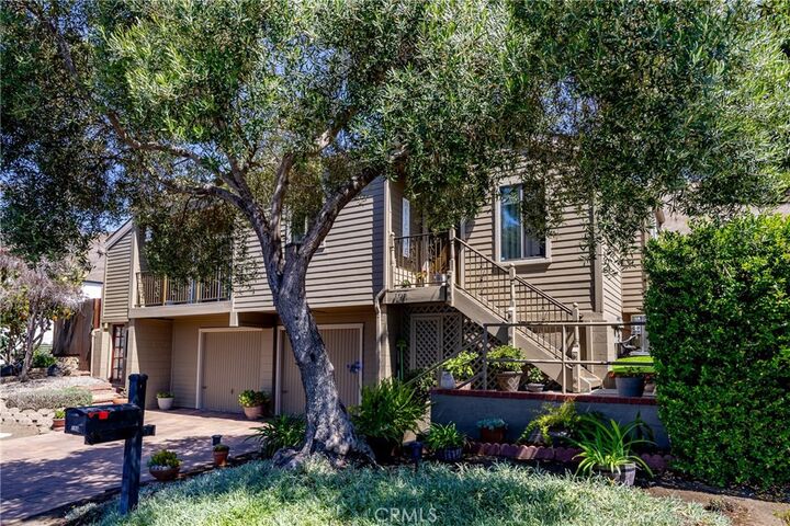 Property Photo:  198 Loma Bonita Drive  CA 93401 