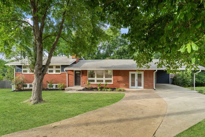 Property Photo: 101 Blue Hills Ct TN 37214