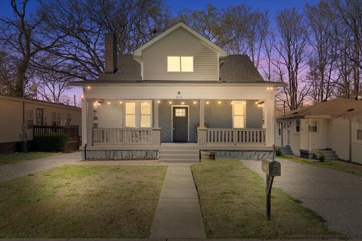 Property Photo:  2416 Scovel St  TN 37208 