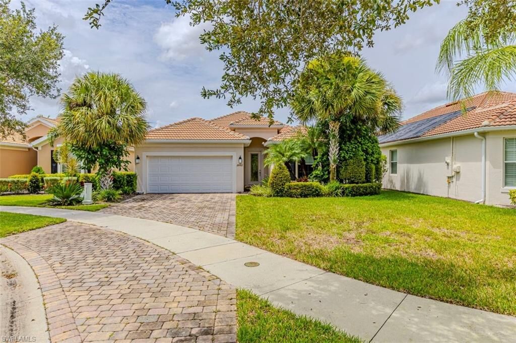 Property Photo: 28062 Pisces Ln FL 34135