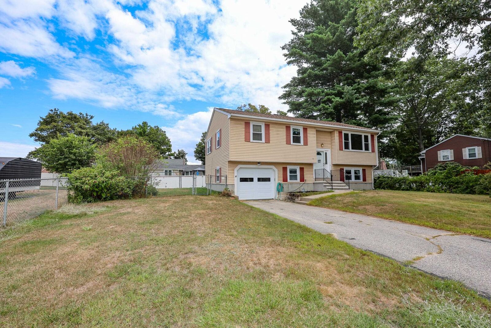 Property Photo: 19 Manchester Avenue NH 03038