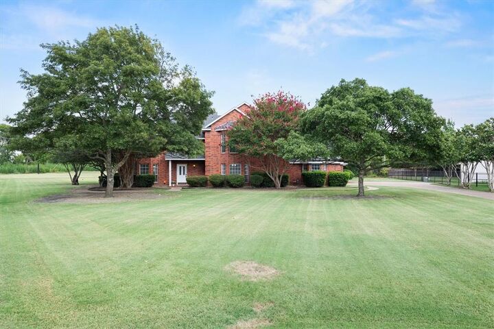 126 Vintage Drive  Waxahachie TX 75165 photo