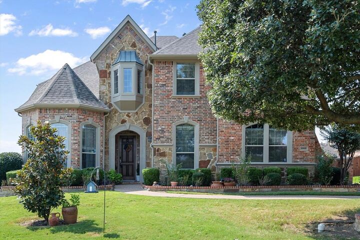 Property Photo: 3203 England Parkway TX 75054