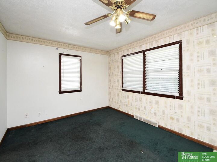 Property Photo:  6123 Seward Street  NE 68104 