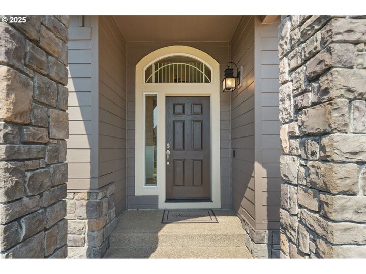 Property Photo: 11185 SE Lenore St OR 97086