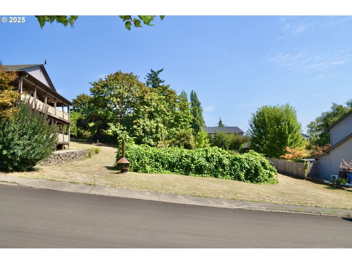 Property Photo: 2144 37th St WA 98671