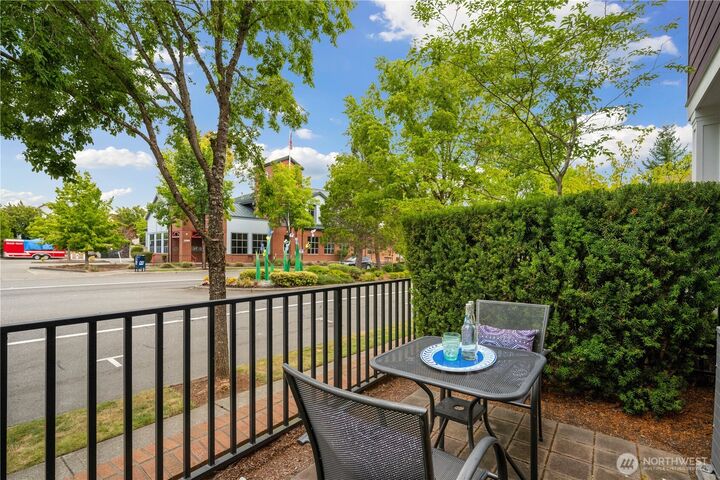 Property Photo: 1257 NE Park Drive 46 WA 98029