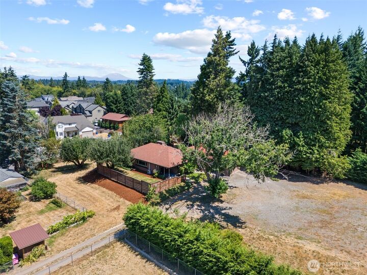 Property Photo: 11205 NW 16th Avenue WA 98685