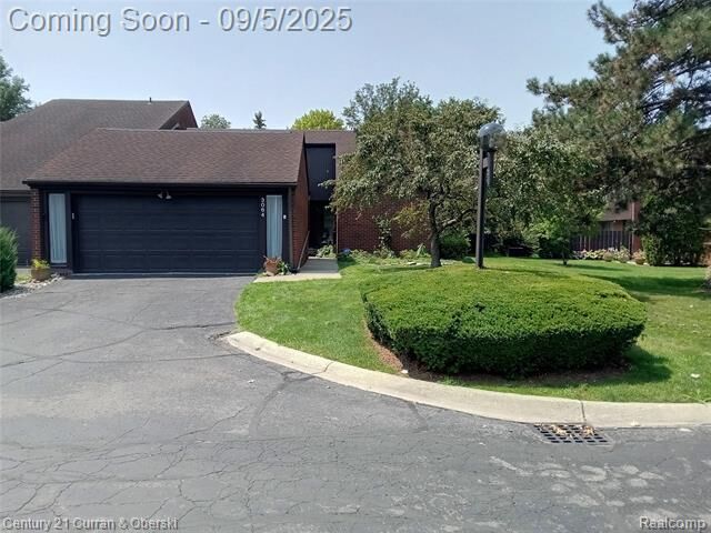 Property Photo: 3064 Lindenwood Drive MI 48120