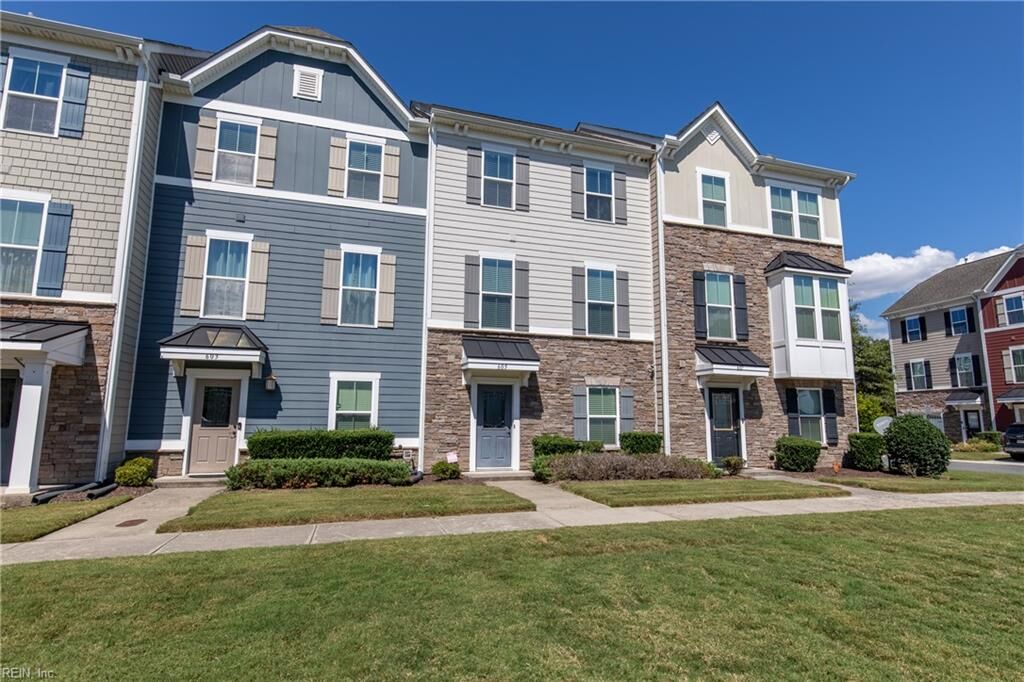 Property Photo:  605 Gendron St  VA 23324 
