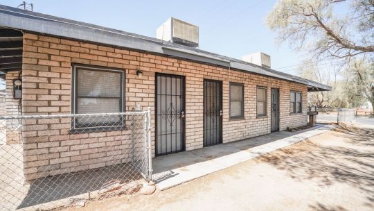 Property Photo:  529 W Church  CA 93555 