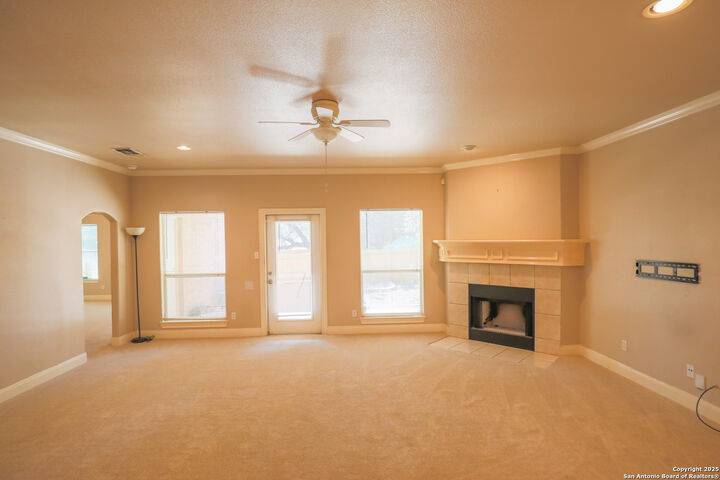 Property Photo: 11702 Jarvis Dr TX 78253
