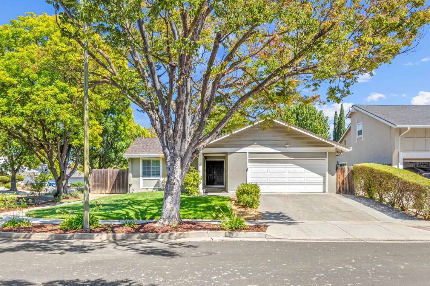 Property Photo:  6375 San Anselmo Way  CA 95119 