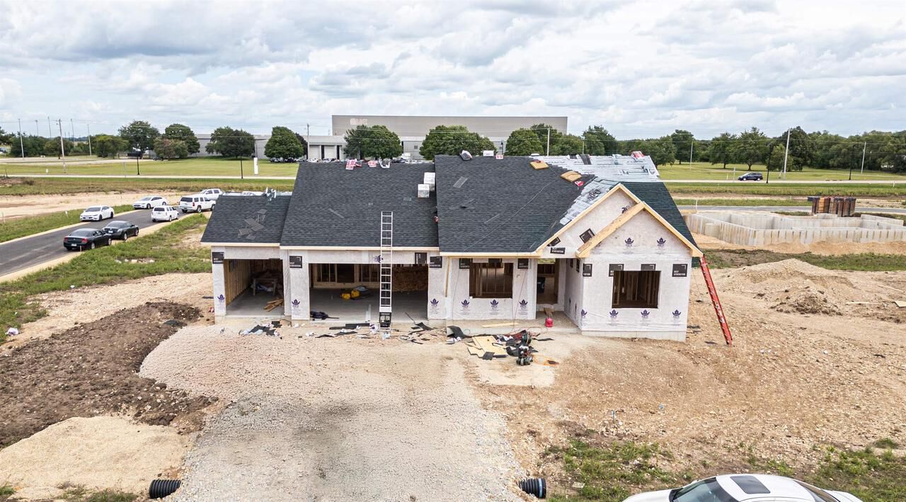 Property Photo:  1815 East Kyle Circle  WI 53511 