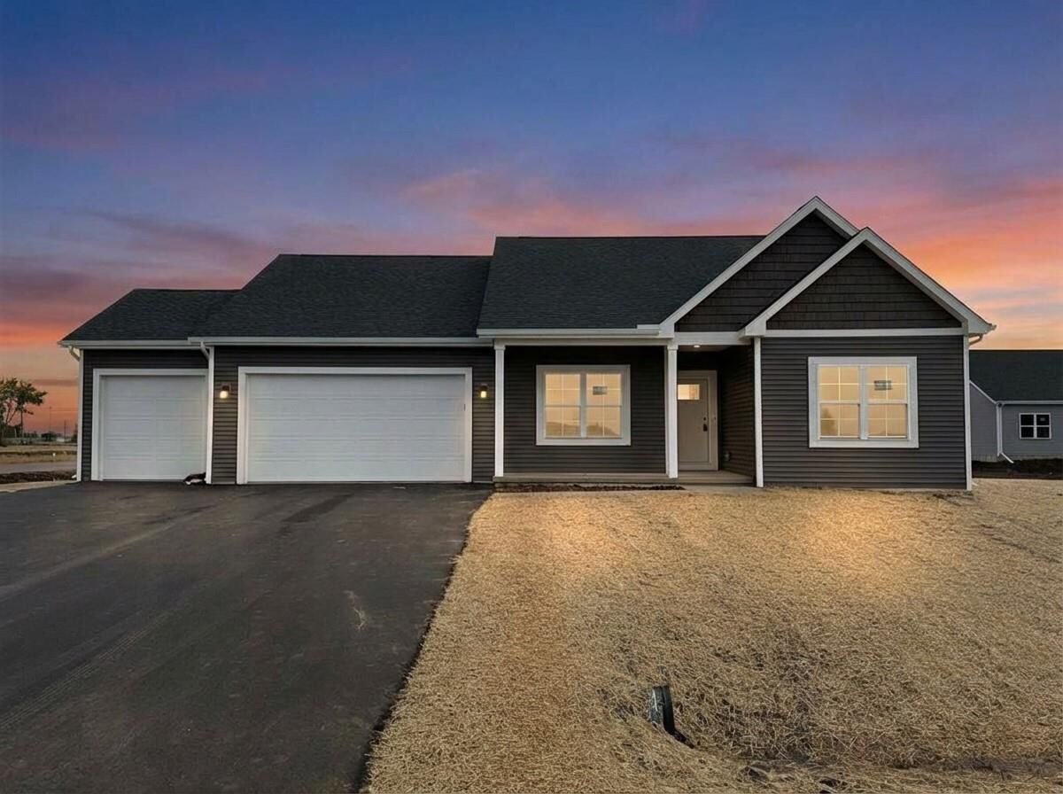 Property Photo:  1815 East Kyle Circle  WI 53511 