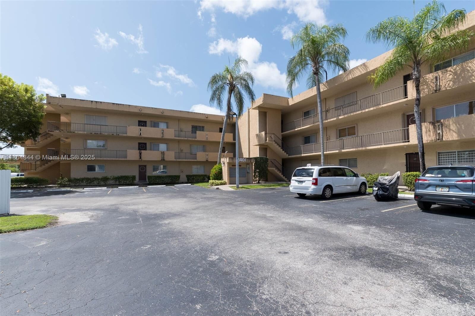 Property Photo:  8401 SW 107th Ave 236E  FL 33173 