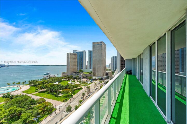 Property Photo:  50 Biscayne Blvd 1902  FL 33132 