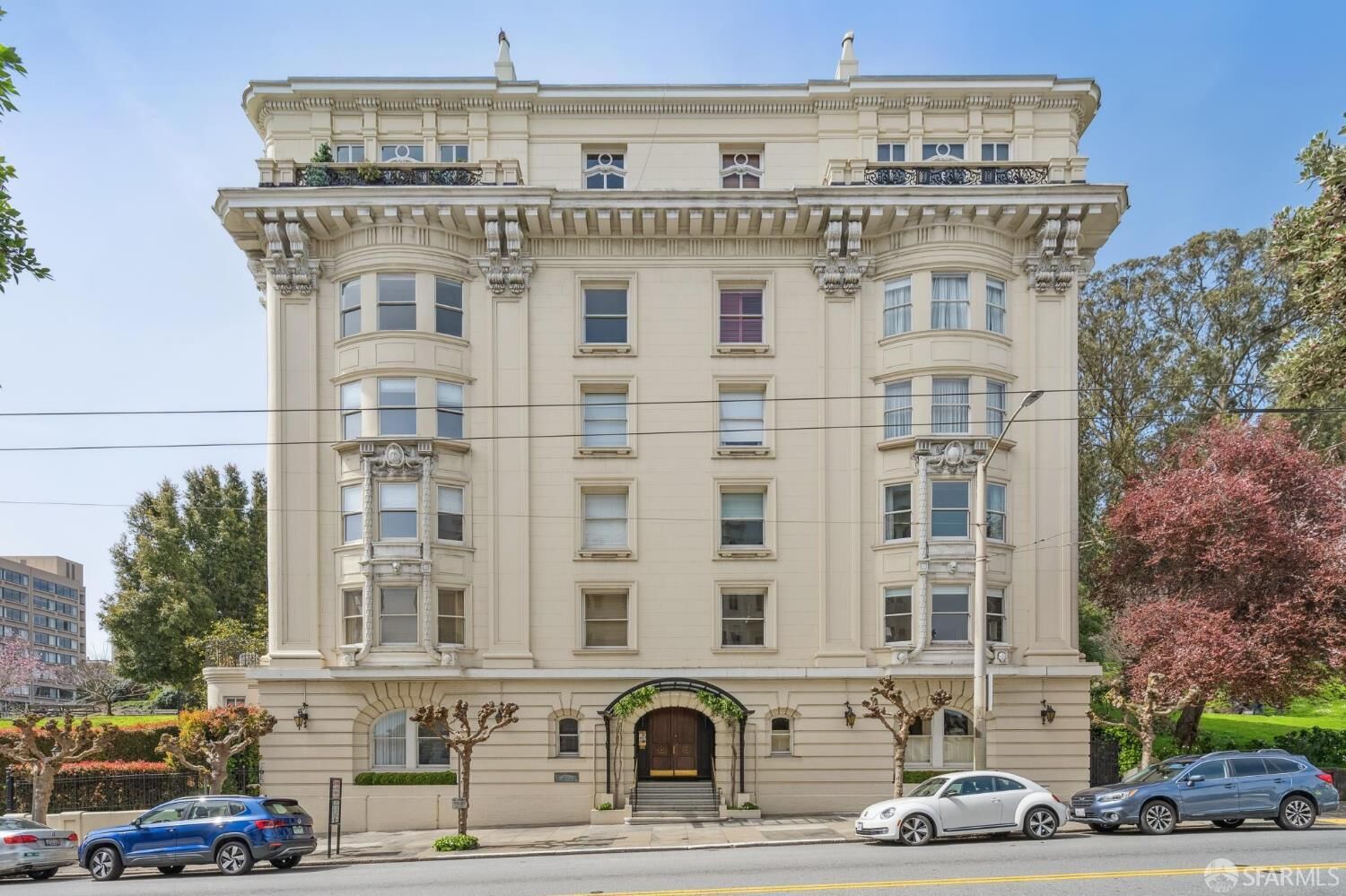 Property Photo: 1925 Gough Street 51 CA 94109