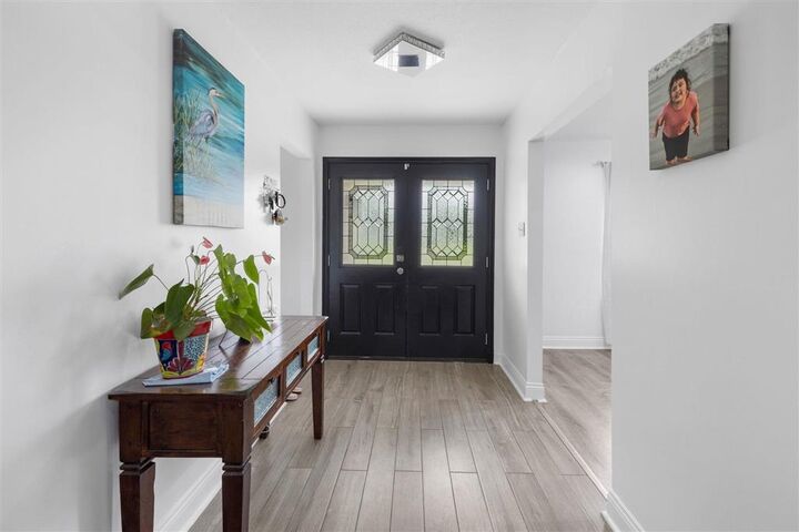 Property Photo: 1612 Woodland Dr Drive LA 70605